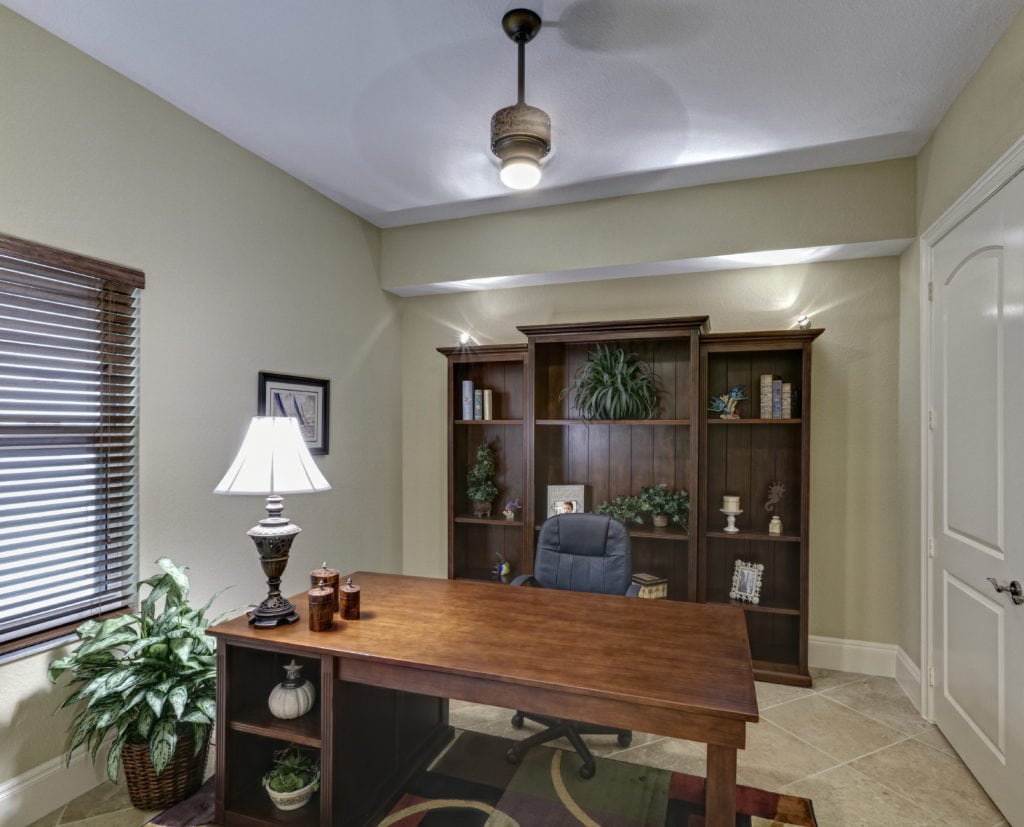 Example home office photo for real estate